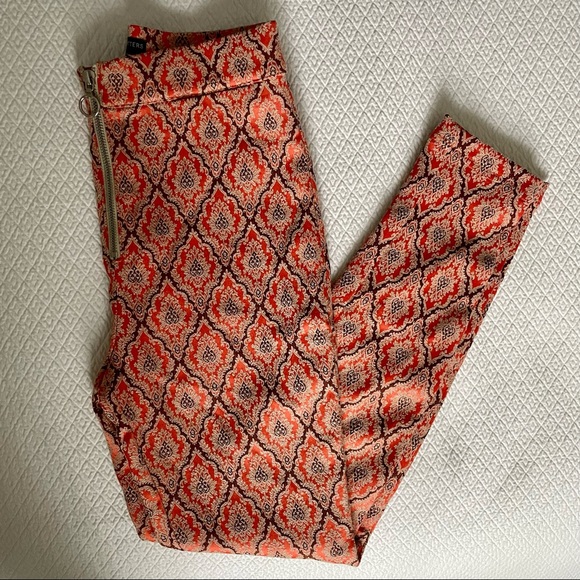 Urban Outfitters Patterned Pants - Picture 1 of 7
